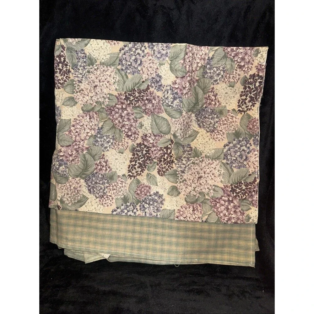 Cranston Home Fashions Lilac Floral Fabric Purple Flowers Valence 134X16.5